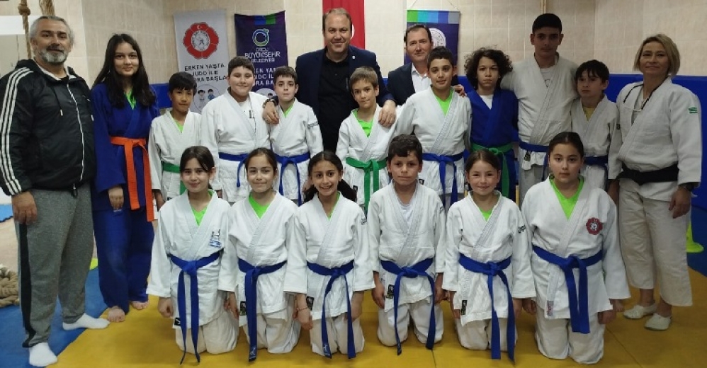 Mustafa Genç’ten Judoculara Ziyaret