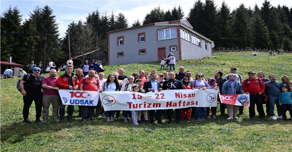 Trabzon'daki Doğa Ve Spor Dernekleri Kadıralak Yaylası'nda Buluştu