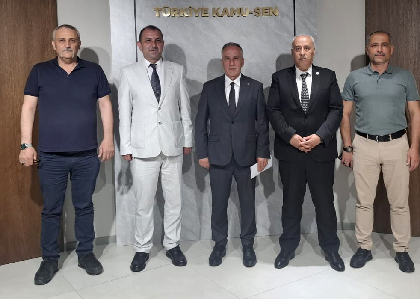 Hasan Ali Yılmaz Yeniden Görevde