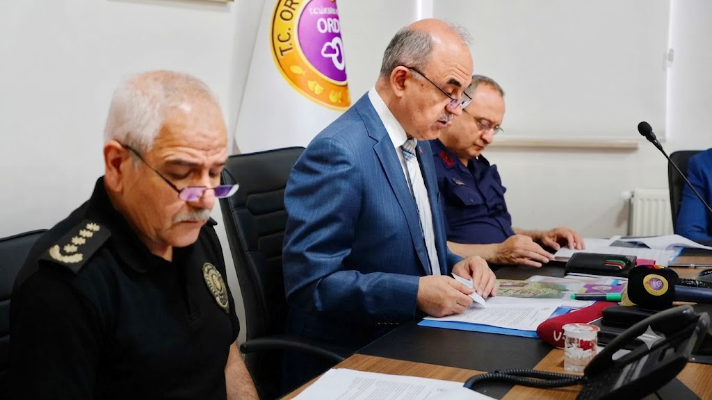 Vali Erol'dan Kritik Uyarılar