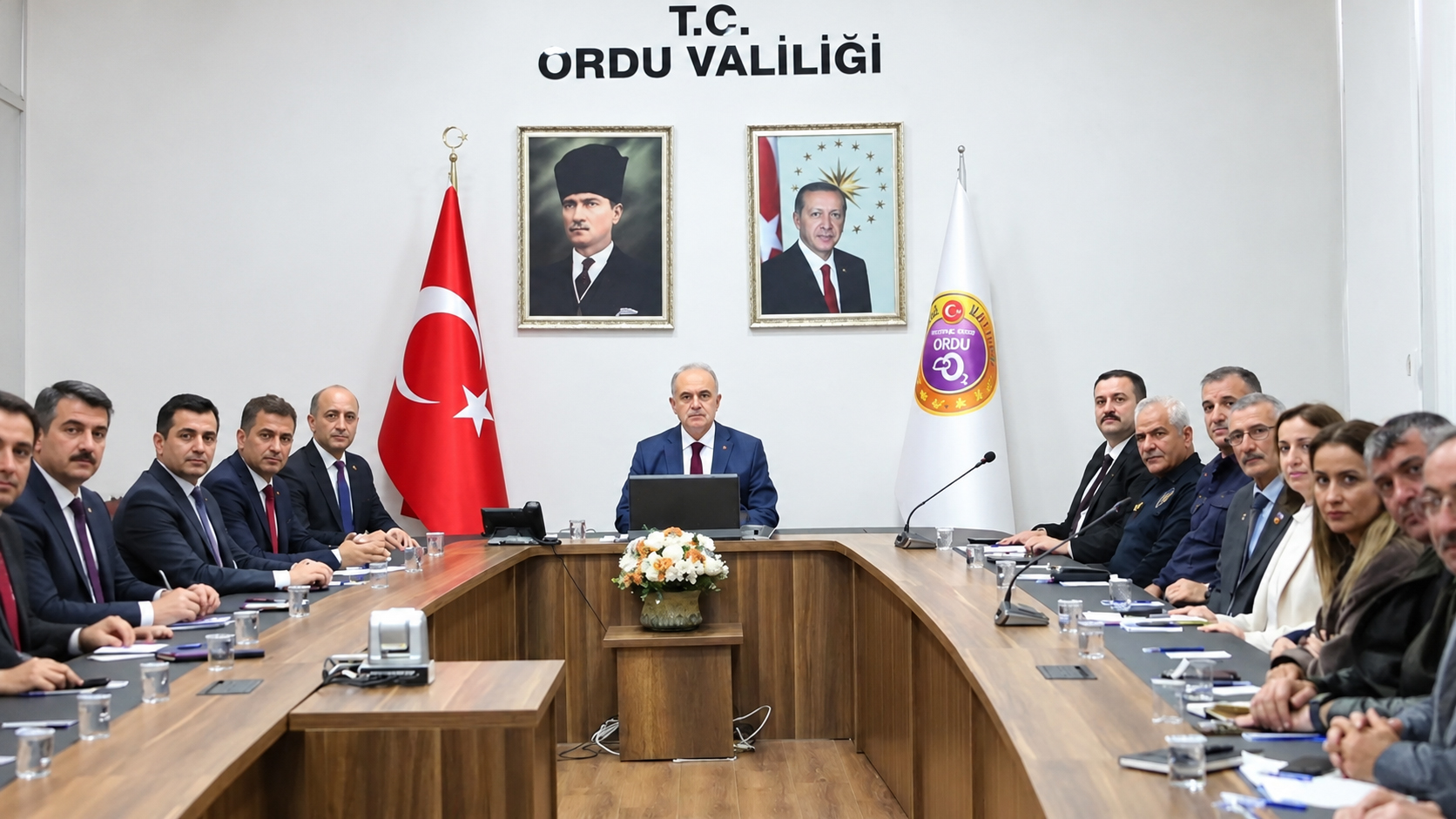 Vali Erol’dan Birlik ve Beraberlik Çağrısı