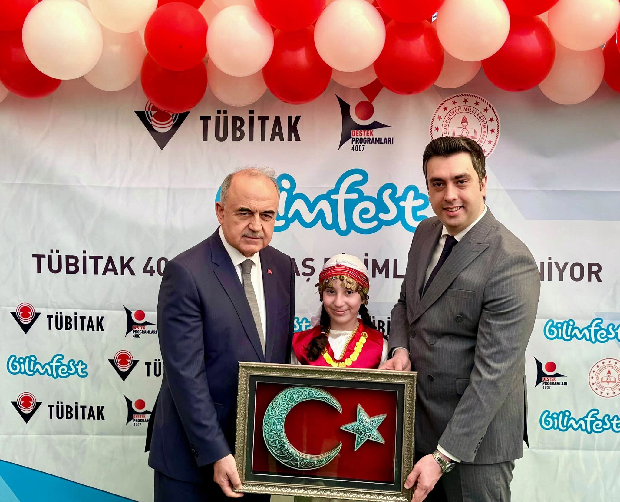 KABATAŞ’TA BİLİM ŞÖLENİ! 30 ATÖLYEDE KEŞİF HEYECANI